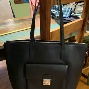 Carpisa Vera Pelle Black Leather Tote Bag Made In Italy With Turtle Charm